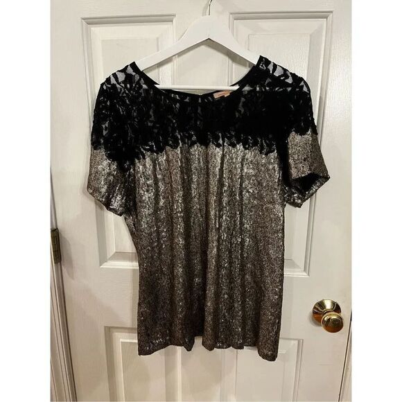 Gibson Latimer Tops - Gibson Latimer Black Lace & Gold Metallic Dressy Top sz L EUC